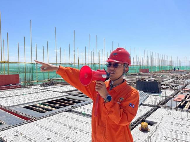 黨徽閃光 身邊榜樣 | 2023-2024年度公司優(yōu)秀共產(chǎn)黨員事跡展播(二)